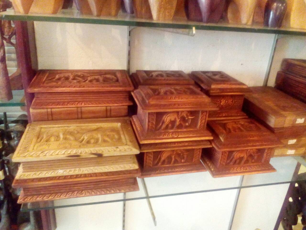 Boxes with secret, Sri Lanka